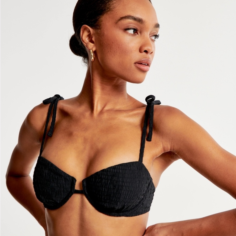 Abercrombie underwire bikini top